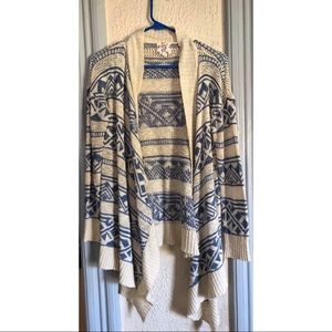 Sweater size small. Like new